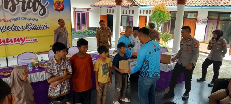 Polri Peduli, Kapolres Ciamis Bakti Sosial ke Anak Yatim Piatu di Banjarsari