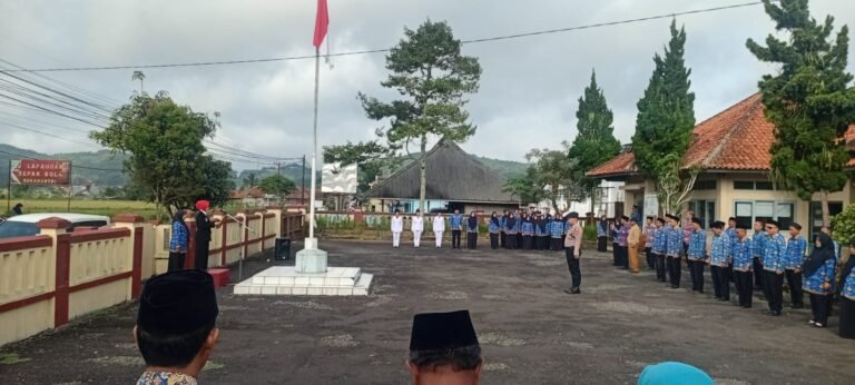 Hari Lahir Pancasila, Polsek Panjalu Ikuti Upacara Tingkat Kecamatan Sukamantri