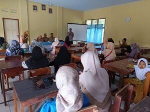 Arahkan Pada Hal Positif, Polsek Ciamis Pantau Kelulusan Siswa Kelas IX SMP Negeri 6 Ciamis