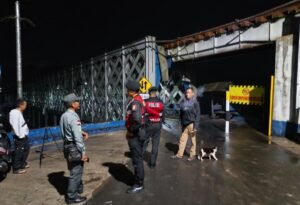 Cipkon Kamtibmas Saat Malam, Satuan Samapta Polres Ciamis Patroli ke Area Jembatan Cirahong