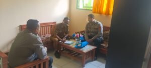 Hadiri Pelepasan Kelas IX SMP Negeri 3 Baregbeg, Polsek Ciamis Himbau Siswa Tidak Rayakan Secara Berlebihan