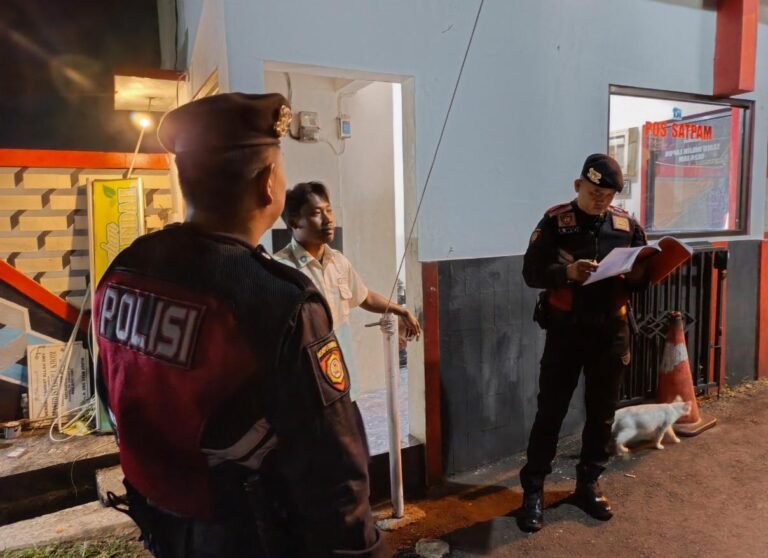 Patroli Dialogis Sat Samapta Polres Ciamis Perkuat Keamanan Lingkungan di Perumahan Buana Sudirman