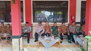 Arahkan ke Hal Positif, Polsek Lakbok Pantau Kegiatan Kelulusan Siswa Kelas IX SMP Negeri 1 Lakbok