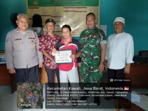 Polsek Kawali Kawal Penyaluran BLT Dana Desa di Winduraja, Pastikan Bantuan Tepat Sasaran dan Berjalan Kondusif