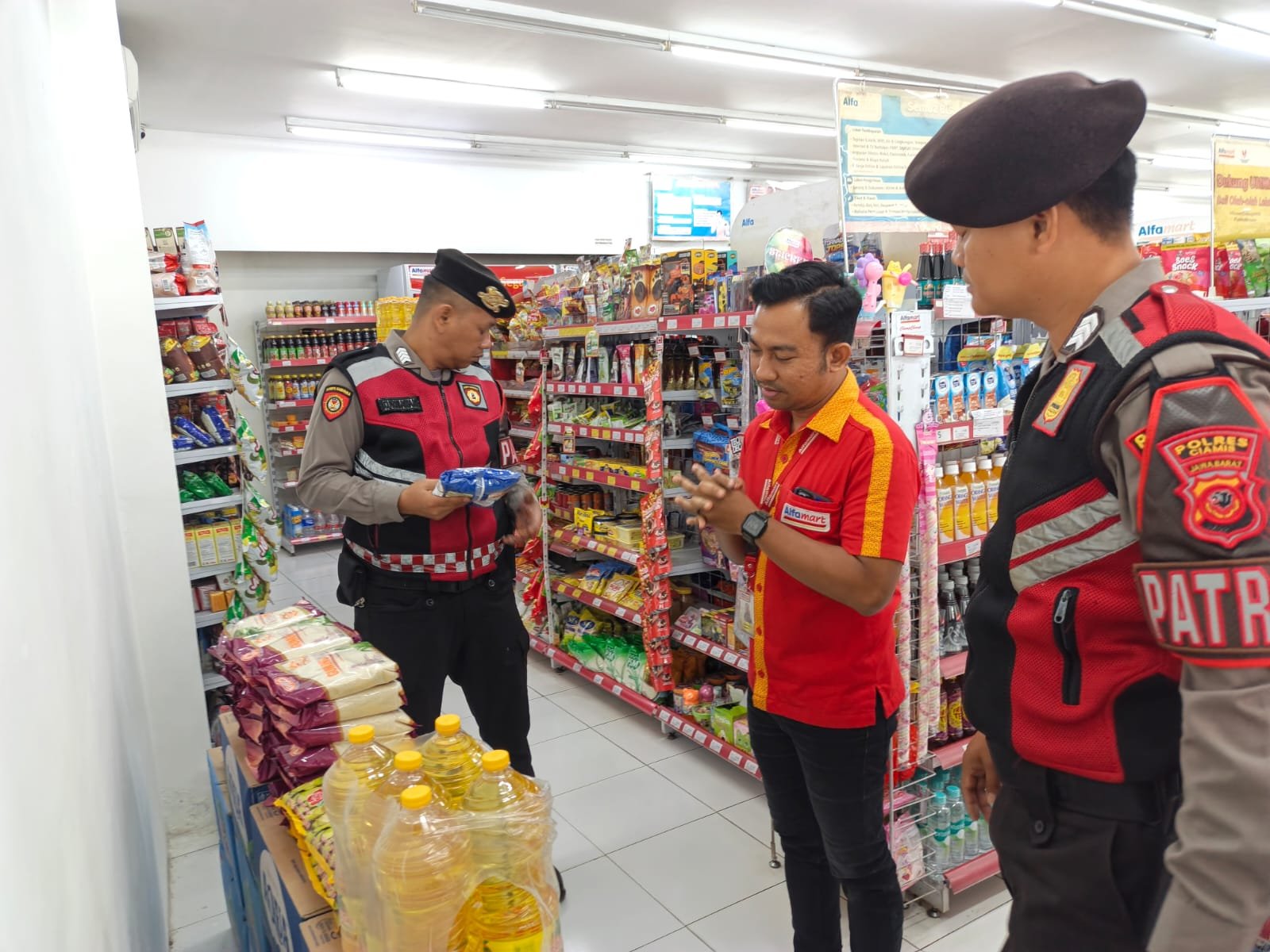Sat Samapta Polres Ciamis Intensifkan Pemantauan Harga dan Ketersediaan Bahan Pokok untuk Jaga Stabilitas Pasar