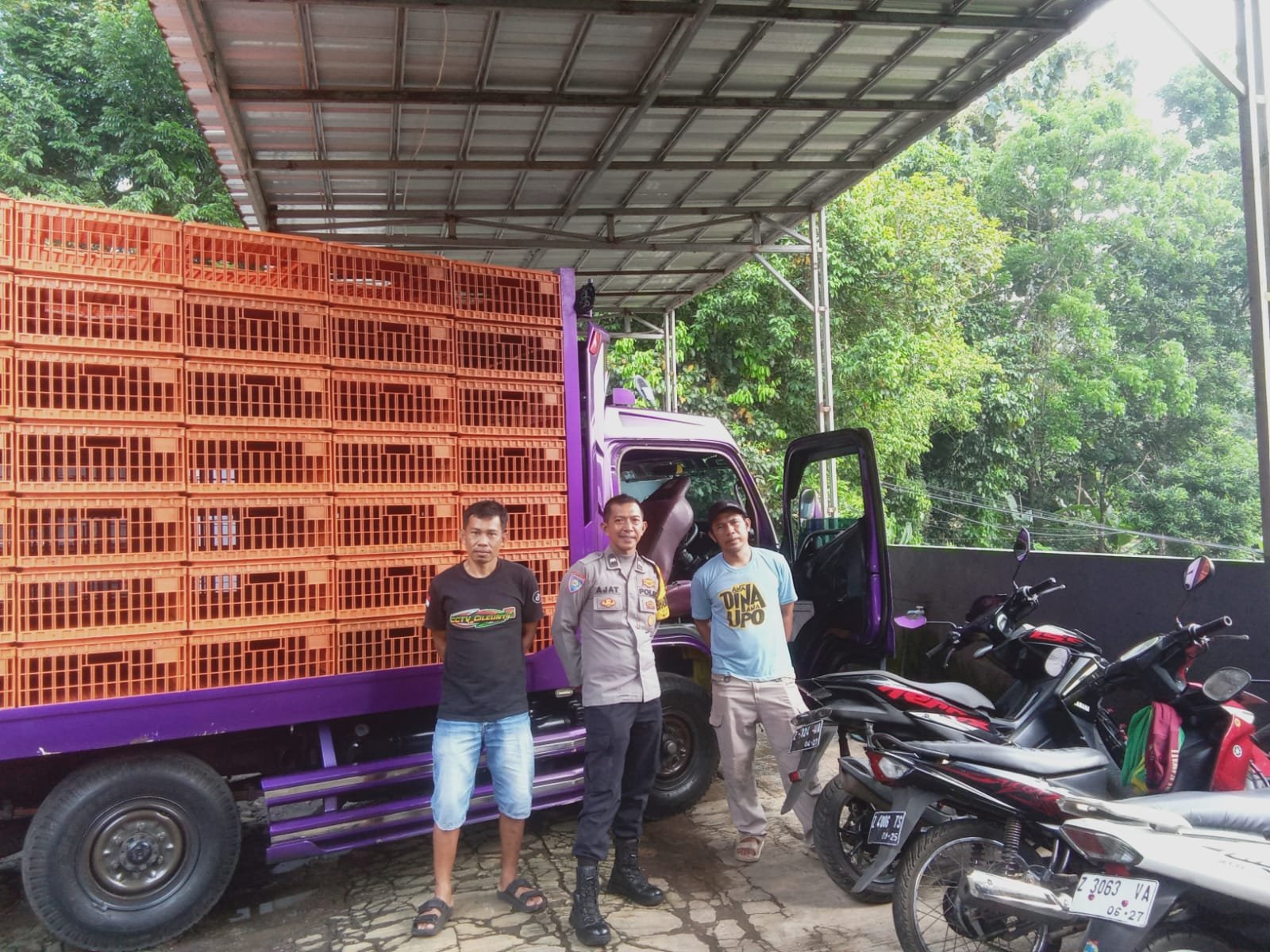 Cipkon Kamtibmas, Dua Personel Polsek Kawali Patroli KRYD Sapa Warga Saat Siang
