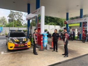Patroli Dialogis Sat Samapta Polres Ciamis Tingkatkan Keamanan di Kawasan SPBU Benteng