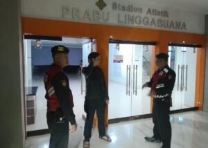 Patroli Biru Sat Samapta Polres Ciamis Perkuat Pengamanan Objek Vital di Stadion Atletik Prabu Lingga Buana