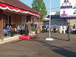 Sinergitas Polri dan Pemerintah, Polsek Cikoneng Ikut Meriahkan Semarak Hari Jadi Kabupaten Ciamis