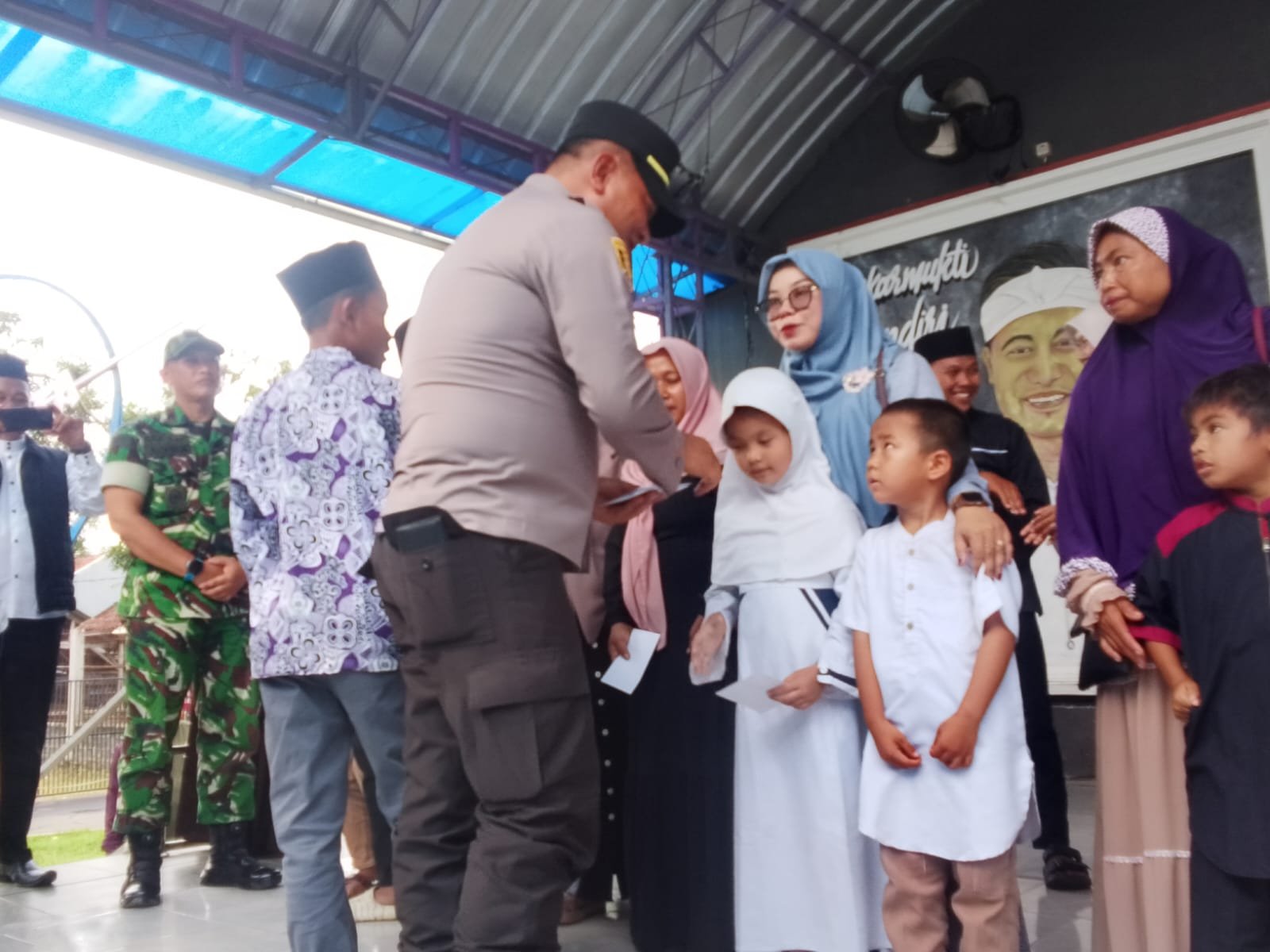 Kapolsek Cisaga Ikut Lepas Peserta Pawai Ta’aruf Peringatan Tahun Baru Islam 1448 Hijriyah