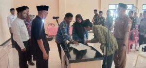 Sinergitas Polri-Pemerintah, Polsek Banjarsari Hadir dan Amankan Pelantikan Perangkat Desa Cicapar