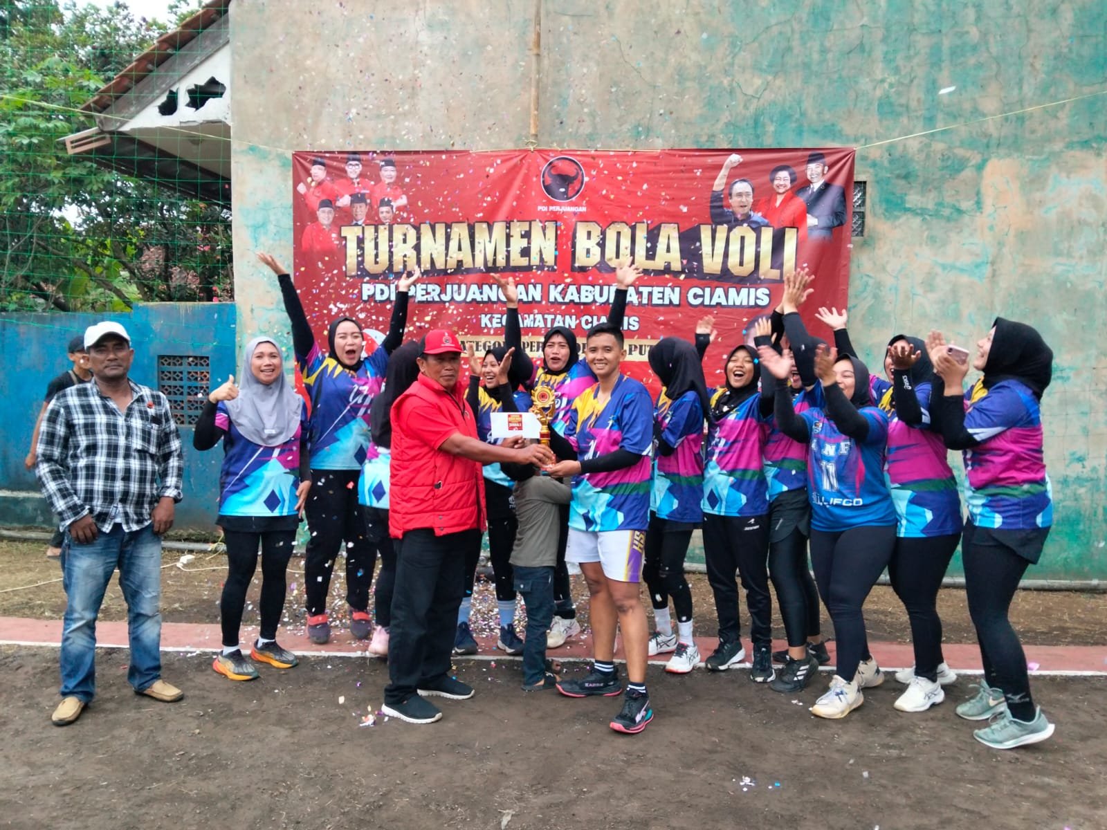Haul Bung Karno Jadi Momentum Kebersamaan, PAC PDI Perjuangan Kecamatan Ciamis Gelar Turnamen Voli